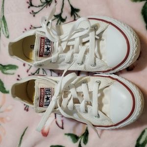 Converse youth size 3